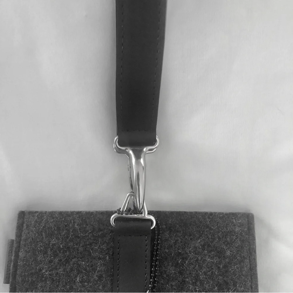 Graf Lantz Wine Bottle Bag Carrier Merino Wool USA Made